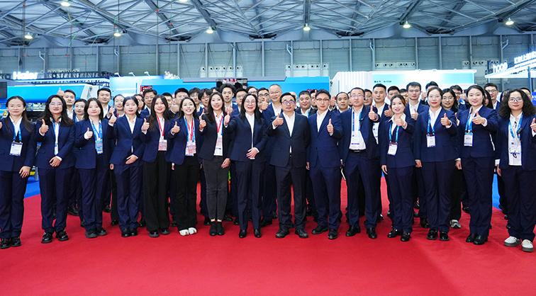 2025中國(guó)洗滌展圓滿(mǎn)收官，江蘇川島以“硬核”實(shí)力定義數(shù)智洗滌廠(chǎng)未來(lái)